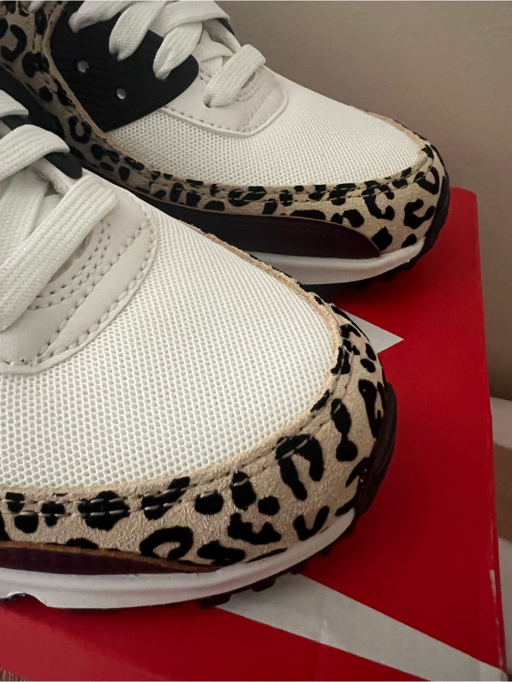Nike Air Max 90 SE Sneakers Burgundy/Leopard IF1619 102 Women’s Sz 7.5 BNIB - Picture 6 of 16
